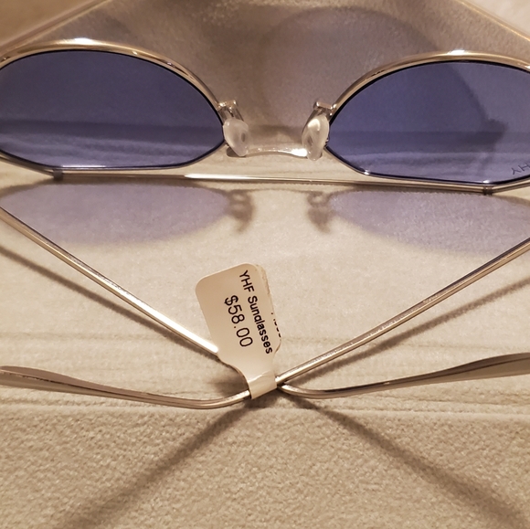 YHF Los Angeles Stephanie Blue Transparent Aviator Sunglasses & Iridescent Case - Picture 8 of 12